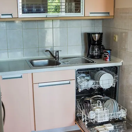 Apartman Maestral アパート Ičići